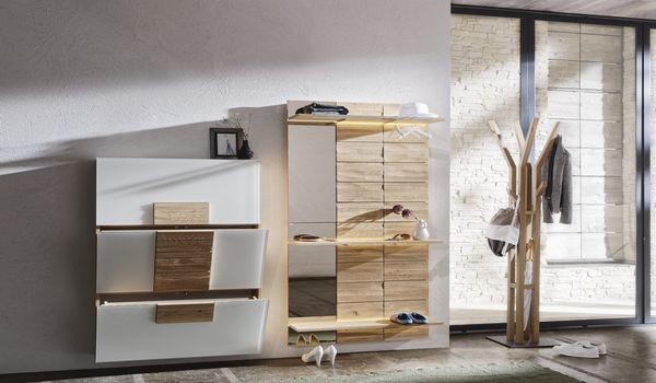 Voglauer Möbel Diele bei Turflon Voglauer Möbel Diele: Helle Möbel für den Flur, Schuhschrank, Paneel, Garderobe