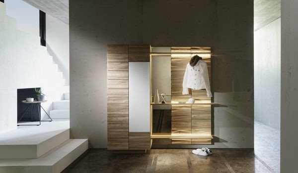 Voglauer Möbel Diele bei Turflon kaufen Voglauer Möbel Diele helles Holz, weiß, mit Licht und Ablagen und Stauraum