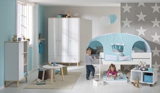 Vollständige Kinderzimmereinrichtung der Marke PAIDI: Weiße Schränke, Tischchen und Zeltbett