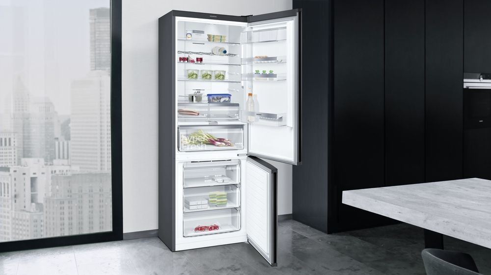 Siemens - Freihstehender Kühl- und Gefrierschrank Siemens Kühl- und Gefrierschrank - Innenansicht