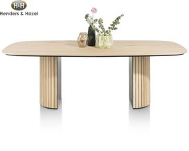 Henders & Hazel Tisch "Pavie", oval