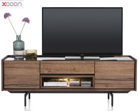 XOOON Lowboard "Halmstad", Eichenholz mit schwarzem Metallgestell, ca. 160 x 60 cm, LED