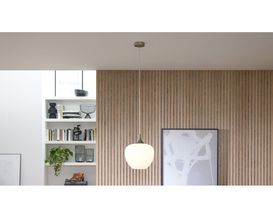 Interliving Pendelleuchte 9344, Metall nickel matt / Glas opal