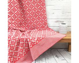 Wohndecke Grafik rot, ca. 130x170 cm