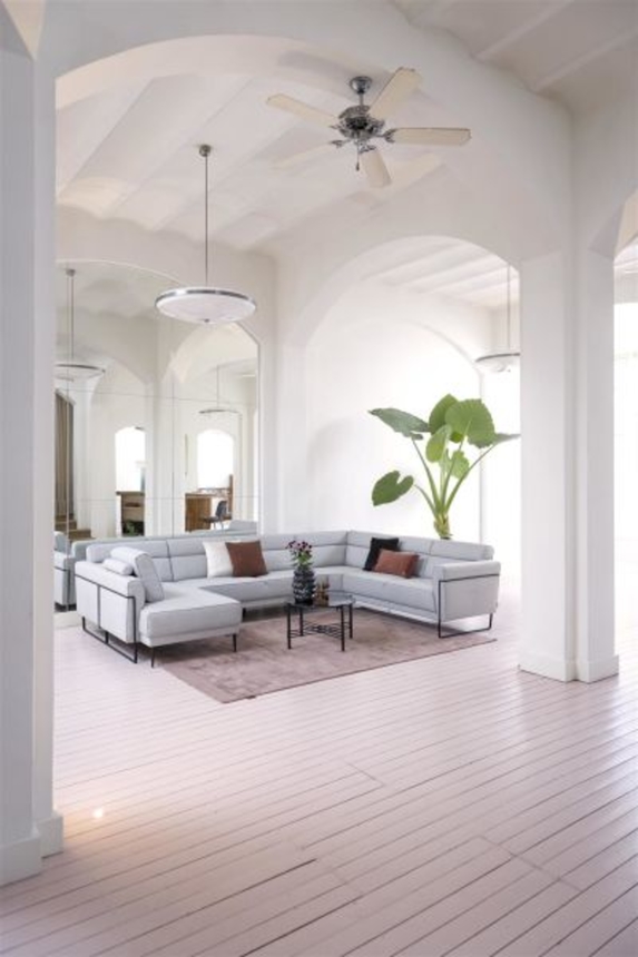 XOOON Fiskardo, Longchair mit langem Armlehne - links - Schwarz/ Anthrazit, Blau, Braun, Grau, Gruen, Orange, Pink, Rot, Taupe, Weiss, Gelb - 21