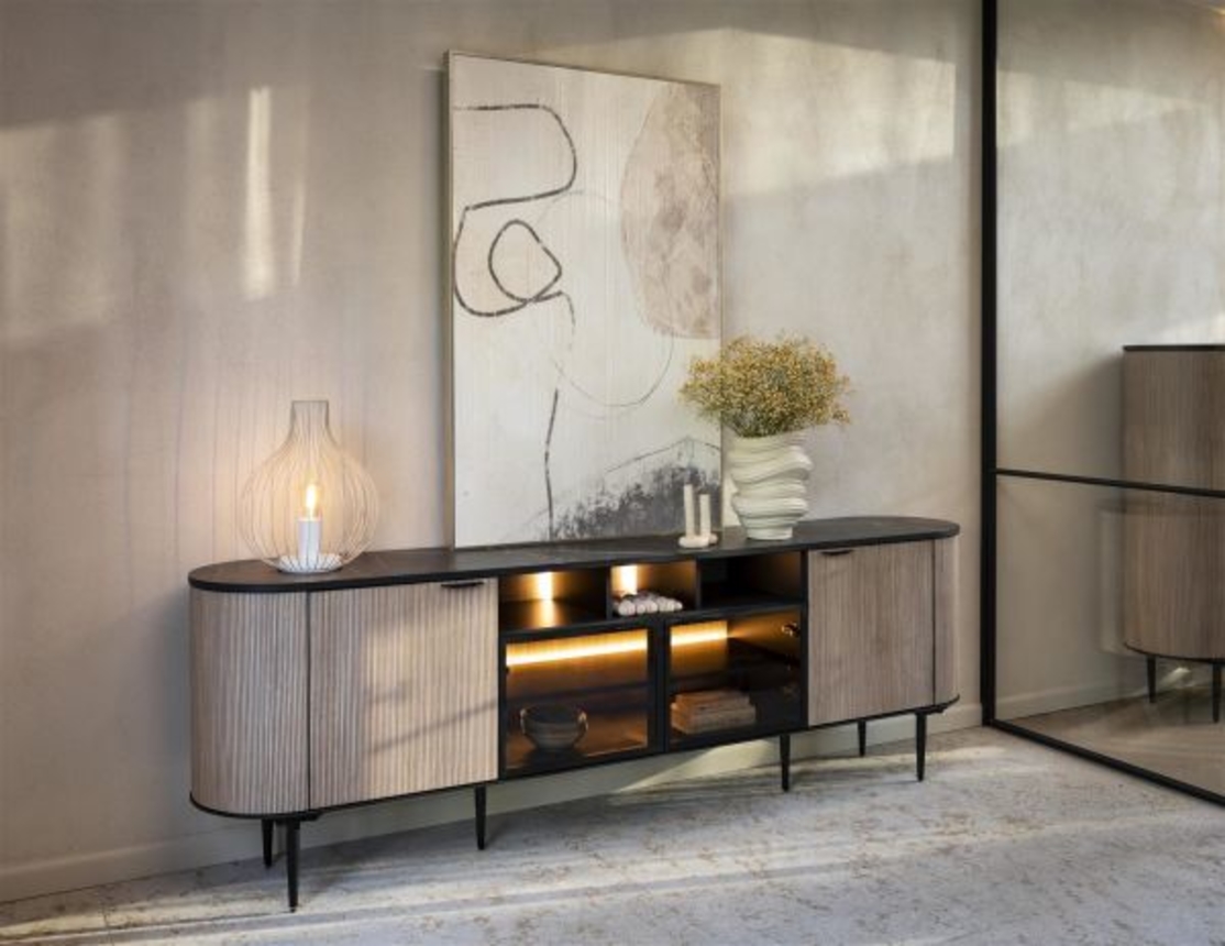 XOOON Aramon, Sideboard 240 cm. - 2-Türen + 2-Glastüren + 3-Nischen (+ LED) -  - 4