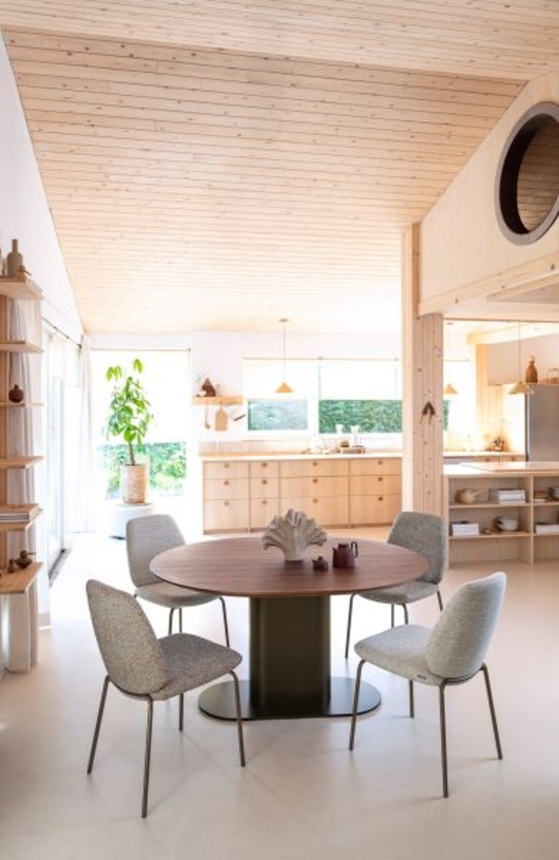 XOOON Brianza, Tisch 150 x 120 cm - Walnuß Furnier - Braun - 5