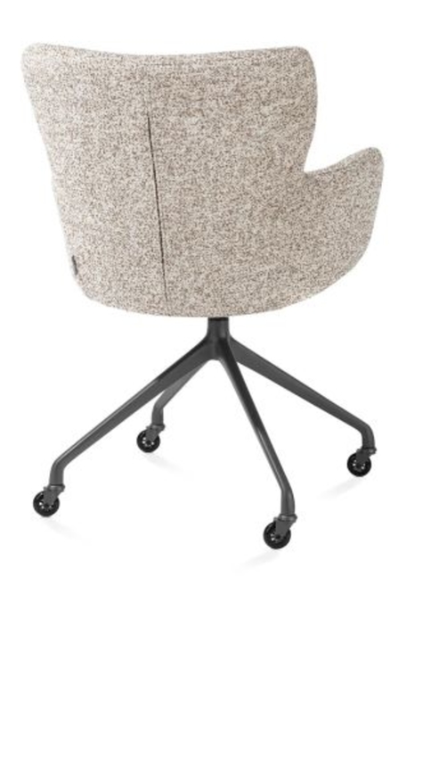 XOOON Sage, Armlehnstuhl + Rollen - Aluminium Gestell graphit - Stoff Luton - Kupfer - 3