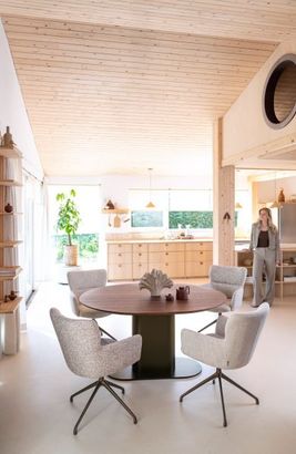 XOOON Sage, Armlehnstuhl + Rollen - Aluminium Gestell - Schwarz/ Anthrazit, Braun, Grau, Gruen, Orange, Taupe, Weiss - 9