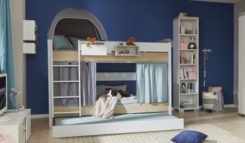 Etagenbett der Marke PAIDI mit zwei Liegeflächen, Bettkasten und Leiter