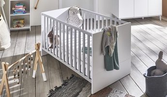 Weißes Babybett der Marke PAIDI