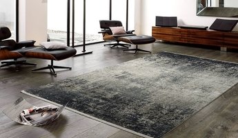 Musterring Teppich dunkel und hell auf dunklem Boden