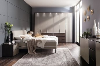 Nolte Bett mit begleitender Schlafzimmereinrichtung