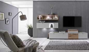 Venjakob Wohnwand - Kombination in Naturholz und Weiß mit Lowboard und zwei Hängeschränken